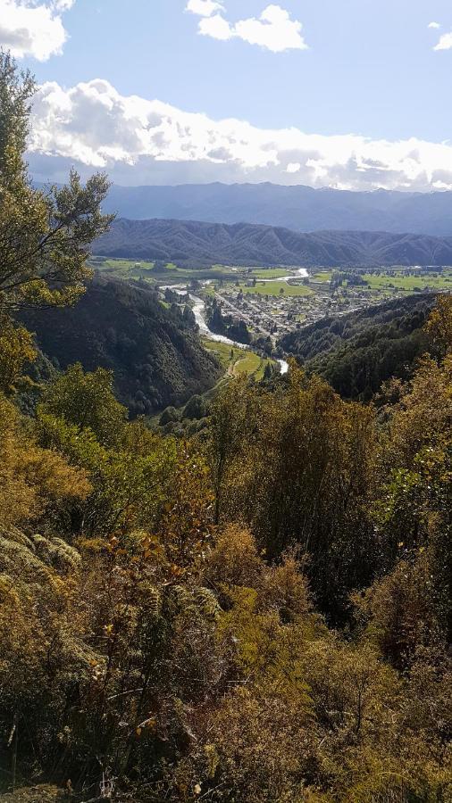 Little Red Riding Hood Villa Reefton Exteriör bild